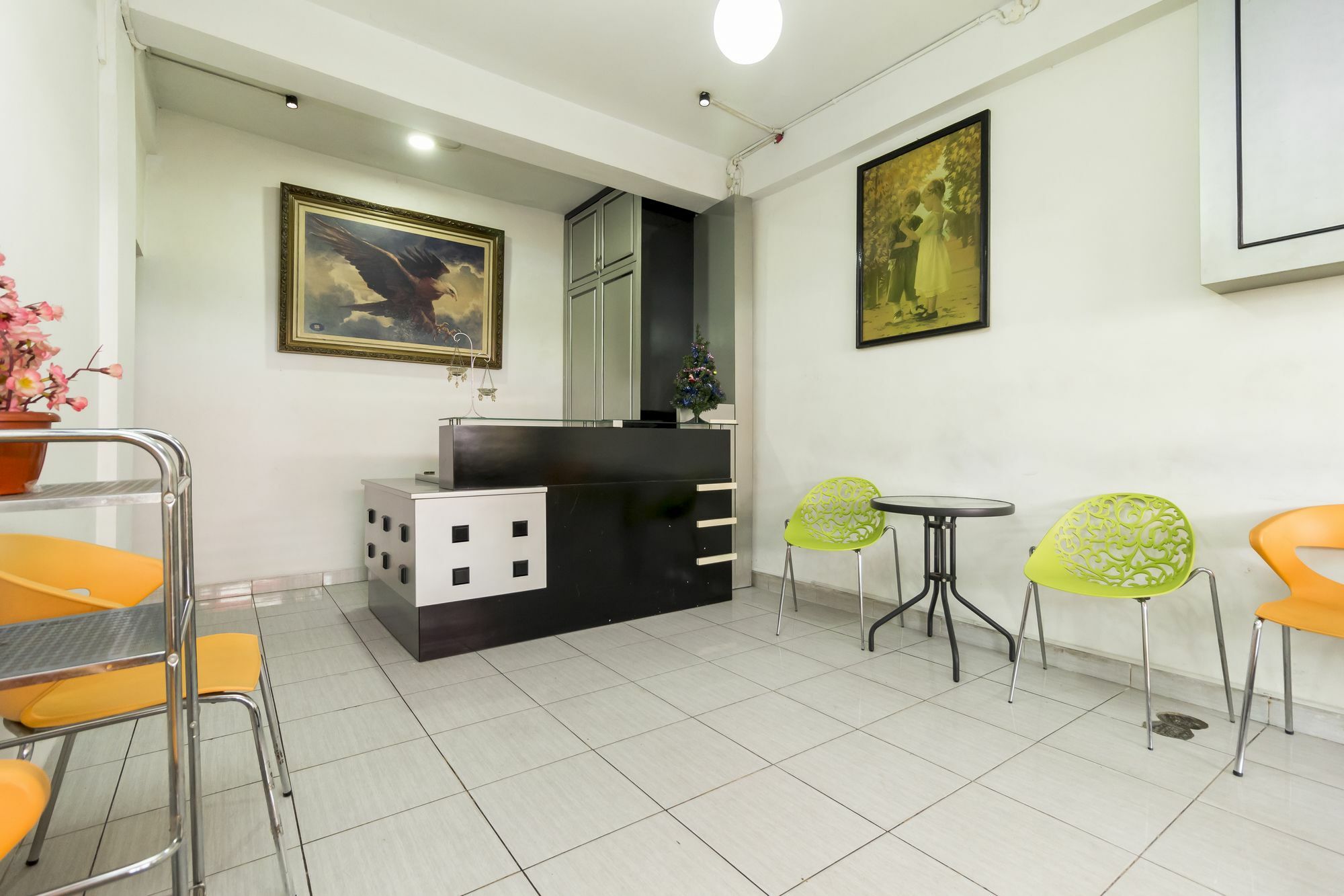Hotel Reddoorz Near Gajah Mada Plaza 2 à Jakarta Extérieur photo